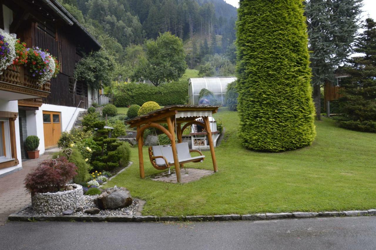 Apartamento Haus Wasserfall Sankt Gallenkirch Exterior foto